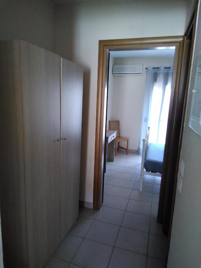Chrusanthi'S Apartment Νέα Σκιώνη Εξωτερικό φωτογραφία